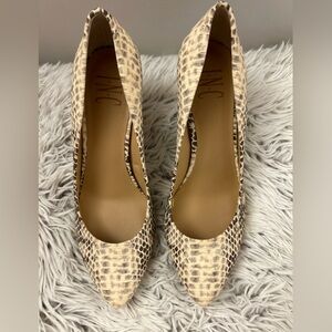 inc international concepts snakeskin pumps